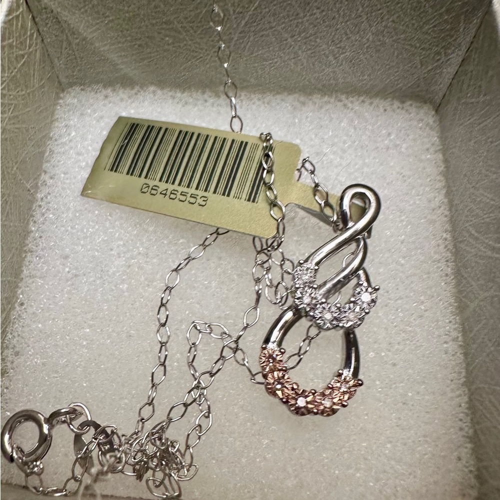 SOLD. Very Pretty Genuine Diamond Infinity Pendant NWT - Picture 2 of 11
